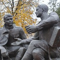 Памятник Твардовскому и Теркину :: Тарас Золотько