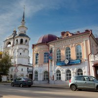 Городская Резиденция Деда Мороза и Успенский собор в Великом Устюге. :: Андрей Дурапов