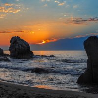 рассвет в бухте Та-Чингоуза :: ЕВГЕНИЯ БОРИСЕНКО