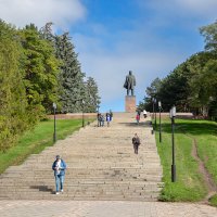 Памятник В.И. Ленину в Пятигорске. :: Андрей Дурапов