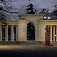 *** :: Игорь Протасов