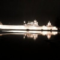 Вечерний монастырь :: Сергей Кочнев