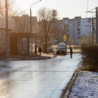 Солнечный день ноября на улице :: Александр Синдерёв Солнечный день ноября на улице :: Александр Синдерёв