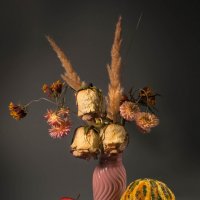 С тыквой и сухоцветом. :: Анатолий Нецепляев С тыквой и сухоцветом. :: Анатолий Нецепляев