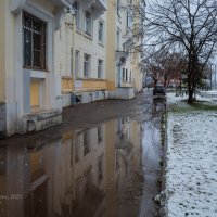 Ноябрьское ненастье на улице :: Александр Синдерёв Ноябрьское ненастье на улице :: Александр Синдерёв