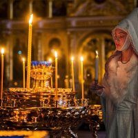 В Храме :: Valentin Bondarenko