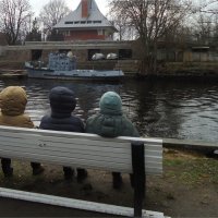 отдых горожанок на водах :: sv.kaschuk 