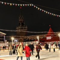 ГУМ-каток на Красной площади :: <<< Наташа >>>