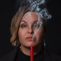 Портрет женщины со свечой :: Радомир Тарасов