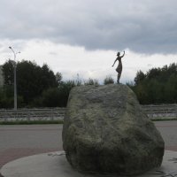 удержать тучу ! :: Елена Шаламова удержать тучу ! :: Елена Шаламова