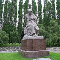 Берлин. Трептов - парк. :: Владимир Драгунский Берлин. Трептов - парк. :: Владимир Драгунский