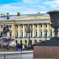 Петербург. Сенатская площадь. Медный всадник. В здании Сената ныне Конституционный Суд :: Стальбаум Юрий Петербург. Сенатская площадь. Медный всадник. В здании Сената ныне Конституционный Суд :: Стальбаум Юрий