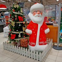 Дед Мороз встречает посетителей ТЦ :: Лия ☼ Дед Мороз встречает посетителей ТЦ :: Лия ☼