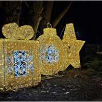 Новогодние украшения Зеленоградска. :: Валерия Комова