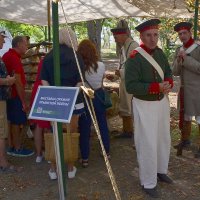 Выставка оружия на фестивале :: Александр Рыжов Выставка оружия на фестивале :: Александр Рыжов