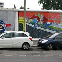Вдоль Берлинской стены, на автобусе. :: Владимир Драгунский Вдоль Берлинской стены, на автобусе. :: Владимир Драгунский