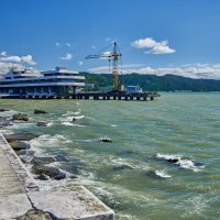 Набережная Сухума :: Александр Леонов Набережная Сухума :: Александр Леонов