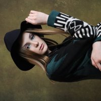 Девушка в шляпке :: Дмитрий П