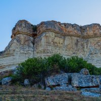 Белая скала :: Виталий Емельянов