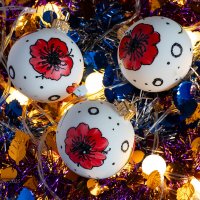 Гирлянда и ёлочные украшения :: Александр Синдерёв