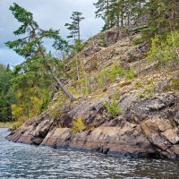 МОЩЬ И КРАСОТА.  Ладожские шхеры. Карелия. :: Виталий Половинко