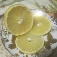 Лимончики сейчас необходимы! :: Елена Семигина