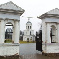 "Дубровицкая церковь" непривычные ракурсы :: Артём 