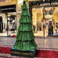 Гламурная ёлочка Альберта,,,) :: Анатолий Колосов