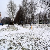 Новочебоксарск. Аллея улицы 10-й Пятилетки в начале зимы. :: Пётр Чернега