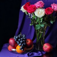 Букетик и фрукты :: Валентина Богатко 
