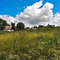 Облачно с прояснениями... :: Людмила Фил