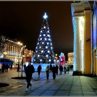 У Гостиного двора. :: Лия ☼