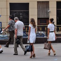 Куда спешат , к чему свой держат путь ? ) :: Анатолий Колосов Куда спешат , к чему свой держат путь ? ) :: Анатолий Колосов