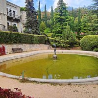 Архитектурно-парковый комплекс Юсуповского дворца в посёлке Кореиз. :: Виктор Мухин Архитектурно-парковый комплекс Юсуповского дворца в посёлке Кореиз. :: Виктор Мухин