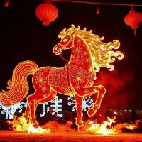 ГОД   ОГНЕННОЙ   ЛОШАДИ :: Анатолий Малобродский