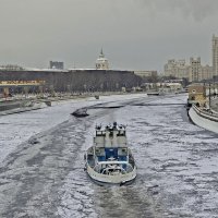 вот такой ледокол на Москве реке :: ИРЭН@ .