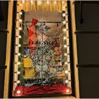 За стеклом. :: Валерия Комова