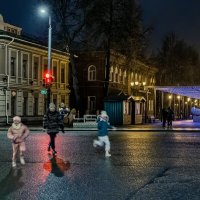 "Куда бегут? Зачем спешат?..." :: Сергей Шатохин 