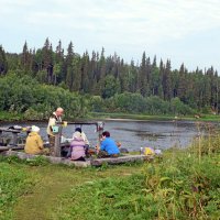 Утро у костра. :: ВикТор Быстров Утро у костра. :: ВикТор Быстров