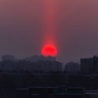 Алый закат над Питером :: Алексей Булак