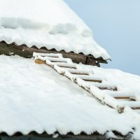 Снежная крыша :: Александр 
