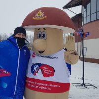 Грибы с глазами  на стадионе "Алмаз" :: Galina Solovova