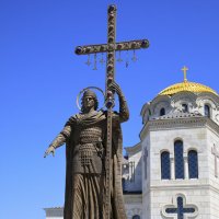 "Теперь понял я истинного Бога" :: Леонид 