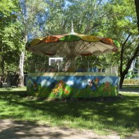 Карусель для  самых маленьких :: Валентин Семчишин