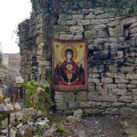 РАЗВАЛИНЫ ХРАМА  Х-ХII века :: Tata Wolf