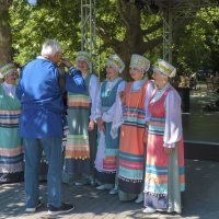 Перед  выходом на сцену :: Валентин Семчишин