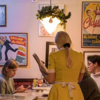 Где-то в кафе :: Илья Шенгелия