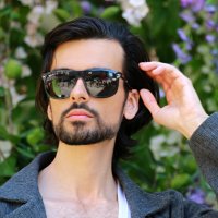 Уличный портрет :: Владимир59 