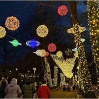 Нарядные улочки Светлогорска. :: Валерия Комова