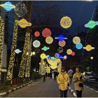 Новогодние улицы Светлогорска. :: Валерия Комова